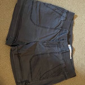 Sonoma Gray Shorts Size 8